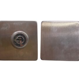 Square Center Lock (imported).